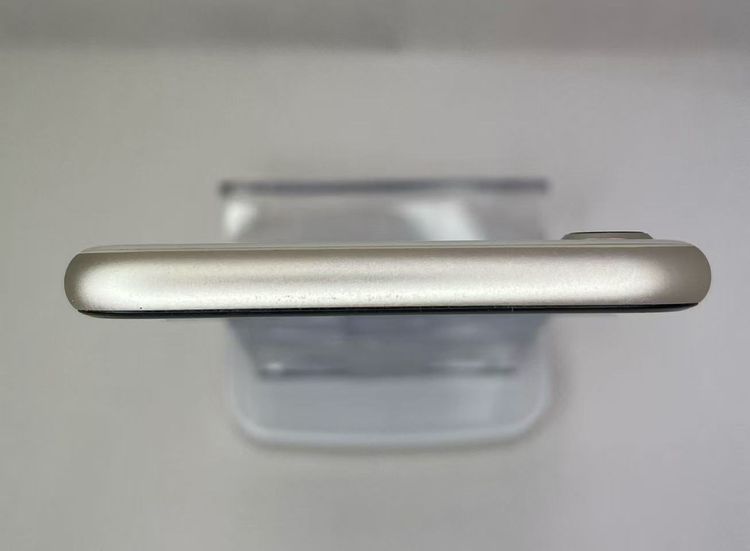 �Хƥå�95��iPhoneSE��3����64GB�������饤��SIM�ե꡼����ȯ��