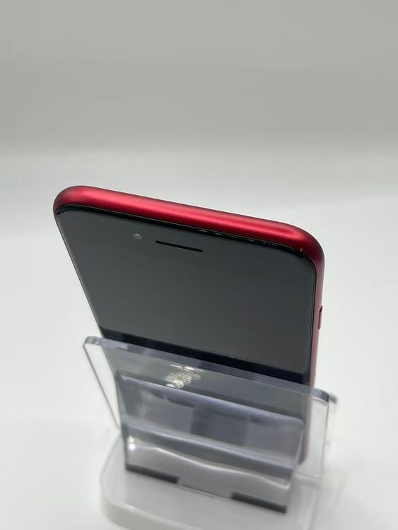 �Хƥå�83����°�ʣ����դ�iPhoneSE��3����64GB��å�SIM�ե꡼�¿��ݾ�����ȯ��