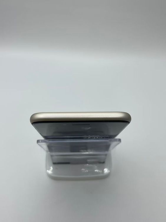�Хåƥ꡼80����°��3�����å��դ�iPhone SE ��3���� �������饤��64GB �¿��ݾ�
