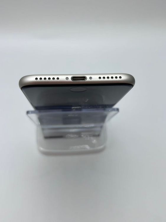 �Хåƥ꡼95��iPhone SE ��3���她�����饤��128GB �¿��ݾ���������ȯ��