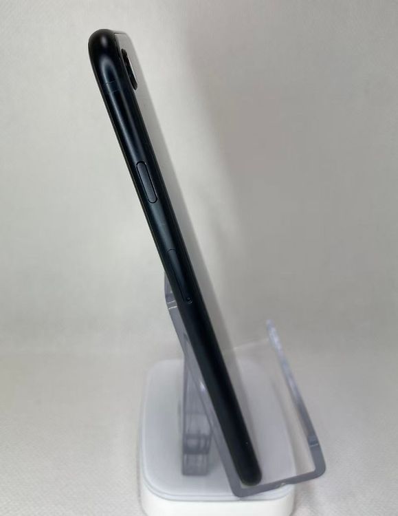 �Хåƥ꡼85��iPhoneSE��3����128GB�ߥåɥʥ���SIM�ե꡼����ȯ��