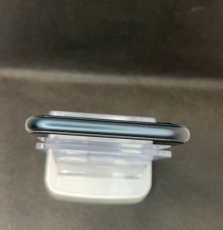 �Хåƥ꡼98��iPhone SE ��3���� �ߥåɥʥ��ȡ�64GB ���¿��ݾ� SIM�ե꡼