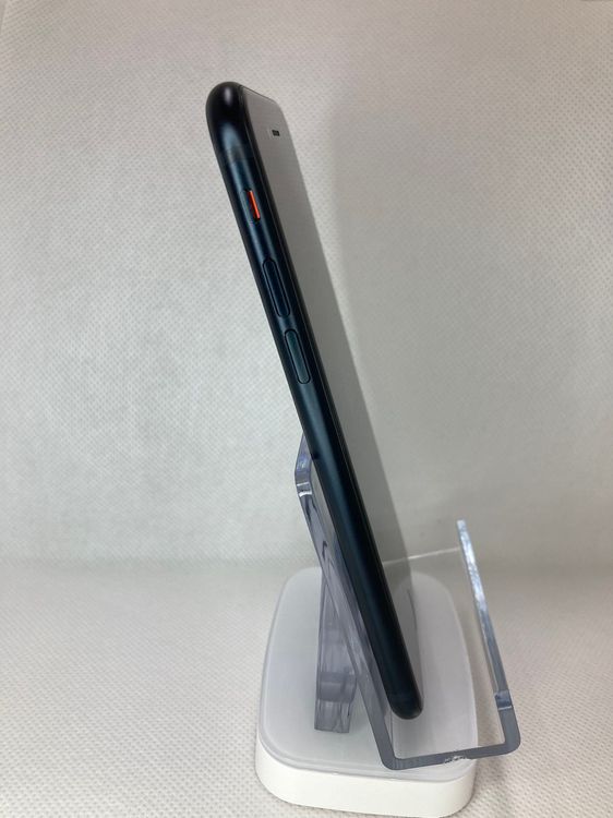 iPhone SE 第3世代 ミッドナイト 128GB  SIMフリー超美品当日発送バテッリ85%