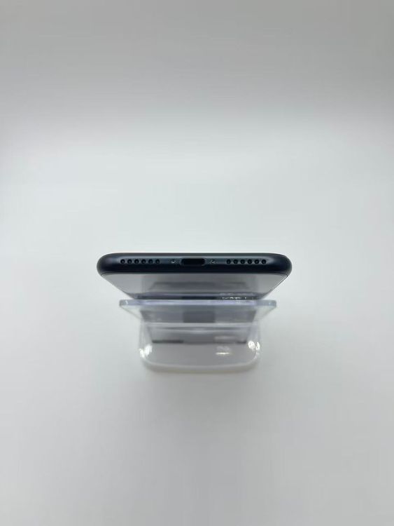 �Хåƥ꡼97����°��3�����å��դ�iPhone SE ��3���� �ߥåɥʥ���64GB �¿��ݾ�