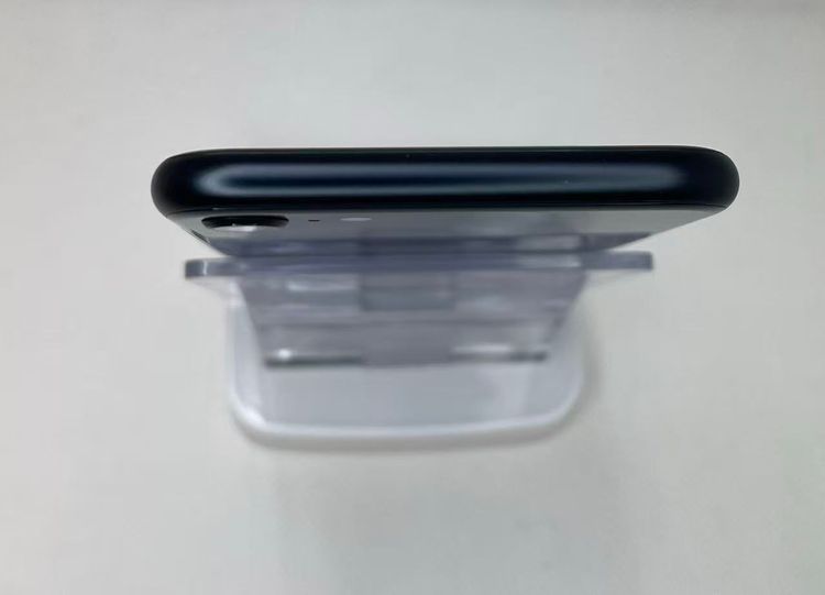 �Хåƥ꡼100��iPhone SE ��3���� �ߥåɥʥ��ȡ�64GB ��SIM�ե꡼