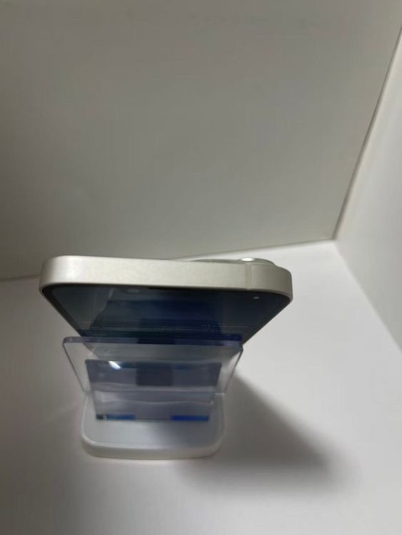 �Хåƥ꡼100��iPhone 14 256GB �������饤�ȡ��¿��ݾ� SIM�ե꡼