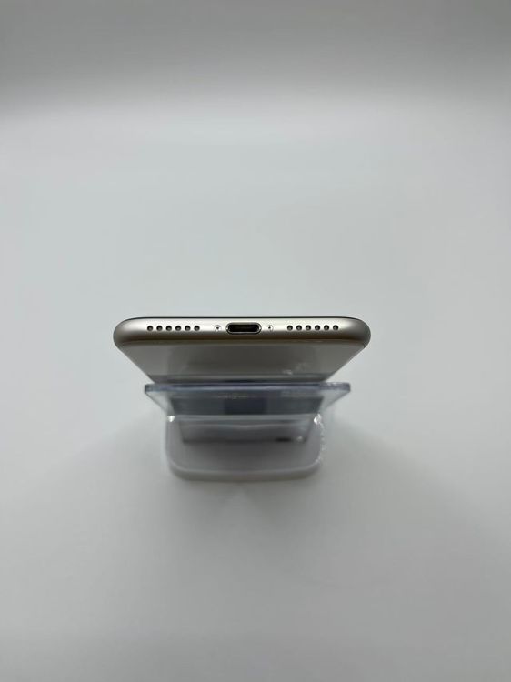 �Хåƥ꡼88����°�ʣ����դ�iPhone SE ��3���� �������饤��64GB �¿��ݾ�