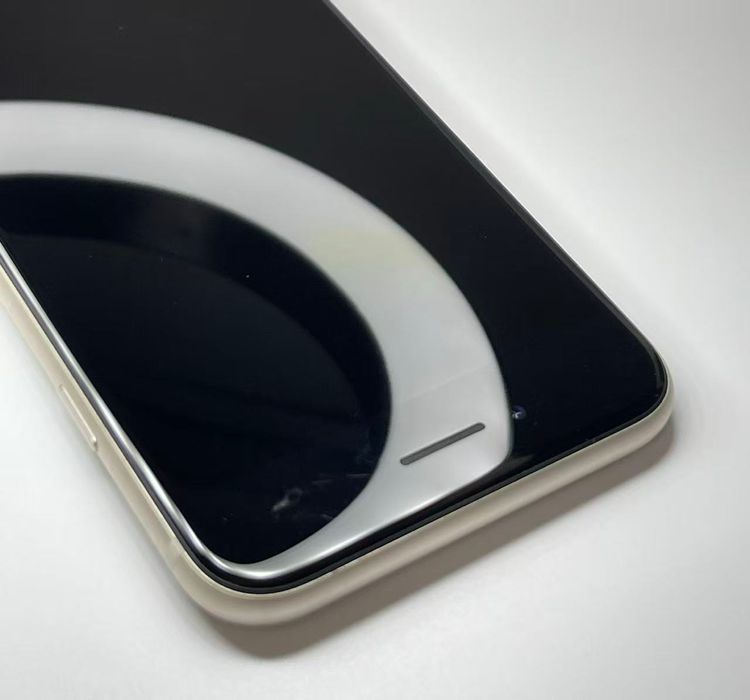 �Хåƥ꡼88����°��3�����å��դ�iPhone SE ��3���� �������饤��64GB �¿��ݾ�
