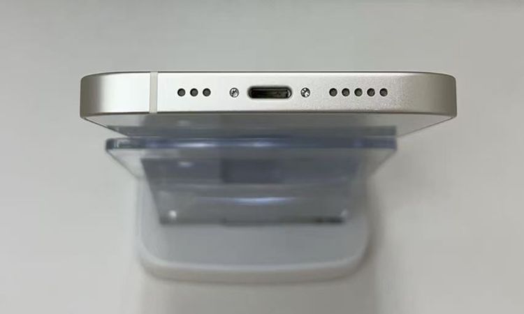 �Хåƥ꡼88��iPhone14 128GB �������饤�� SIM�ե꡼��������ȯ��