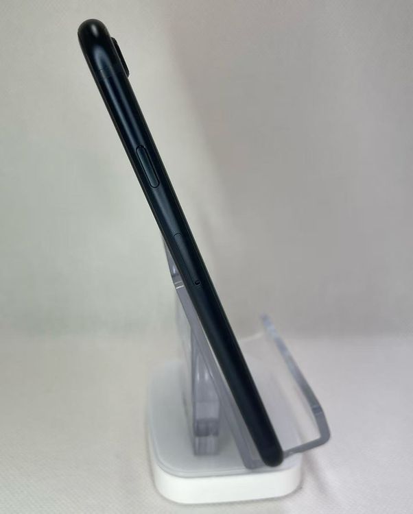 �Хåƥ꡼100��iPhone SE ��3���� �ߥåɥʥ��ȡ�64GB ��SIM�ե꡼