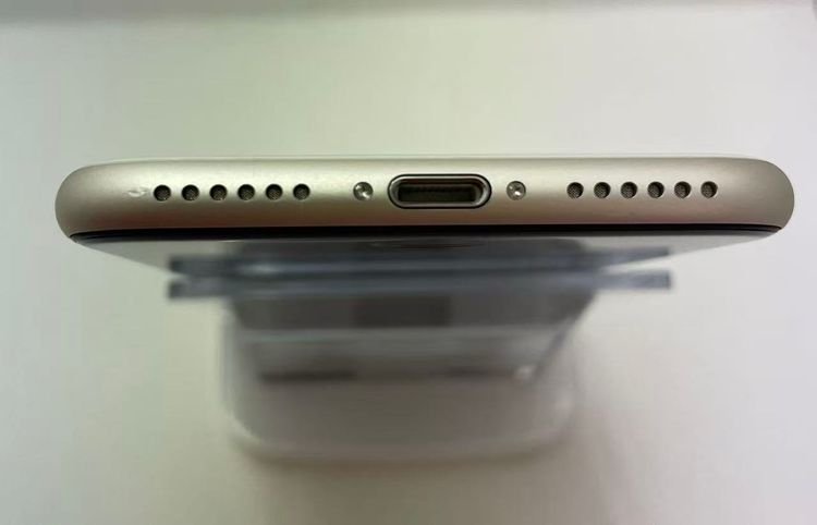 �Хƥå�100��iPhoneSE��3����64GB�������饤��SIM�ե꡼��������ȯ��