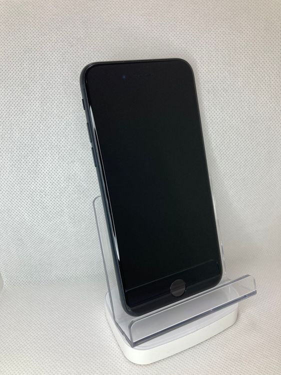 バテッリ82%iPhone SE 第3世代 ミッドナイト 128GB  SIMフリー美品当日発送