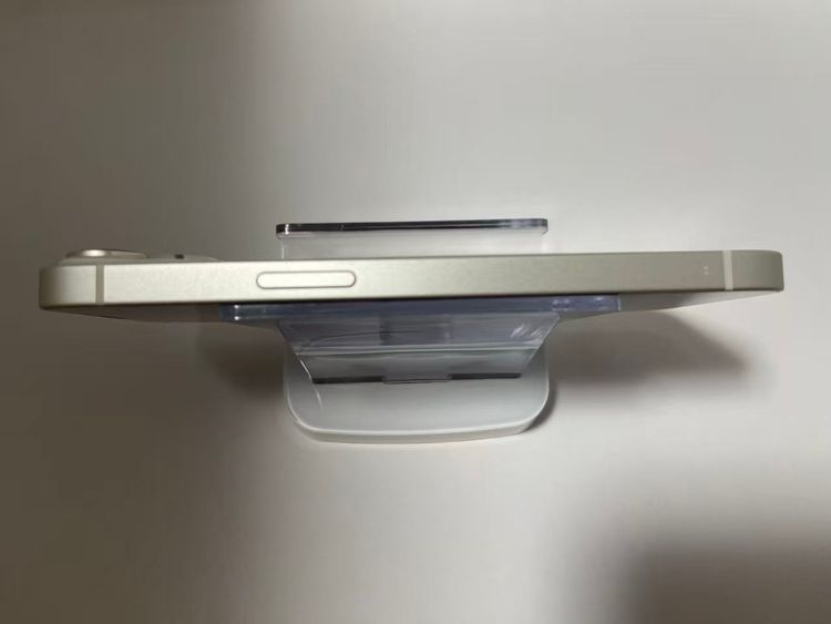 �Хåƥ꡼100��iPhone 14 128GB �������饤�ȡ��¿��ݾ� SIM�ե꡼