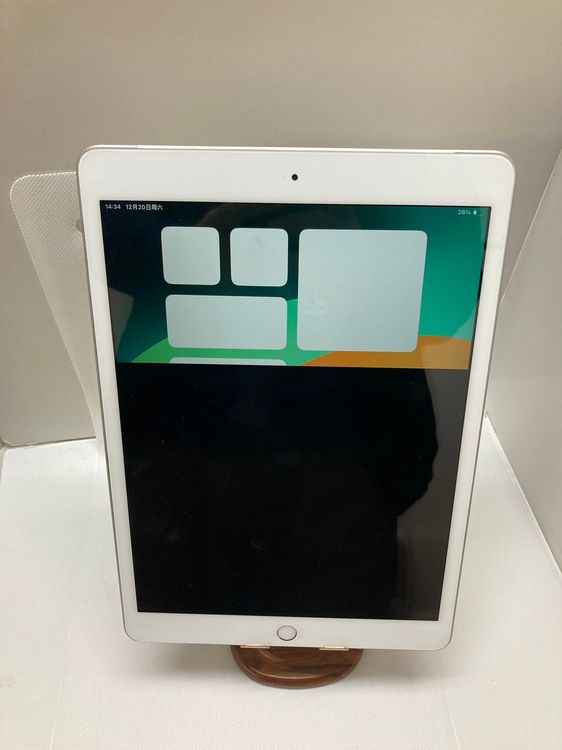 ��� iPad ��8���� Wi-Fi + Cellular 32GB SIM�ե꡼ ��������100%