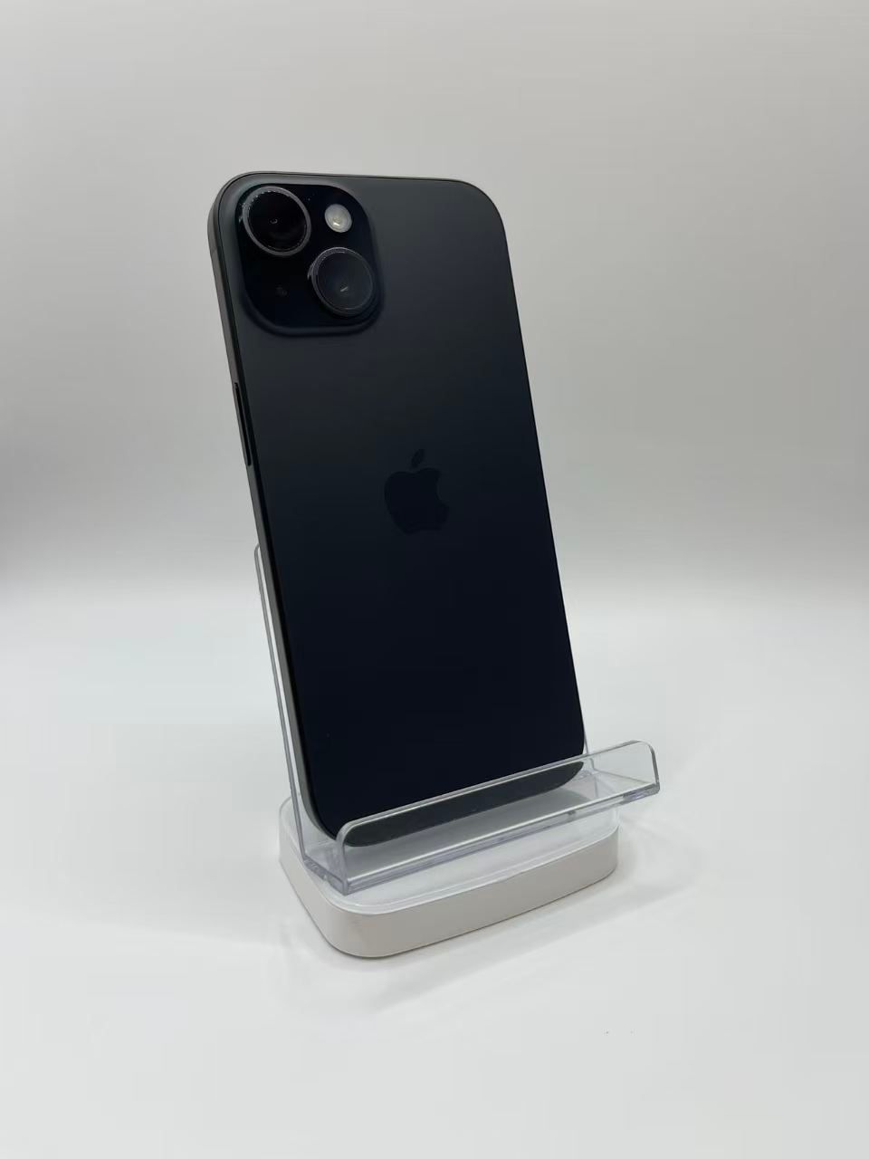 ムスビー｜バテッリ93％ iPhone15 128Gブラック 美品SIMフリー当日発送 