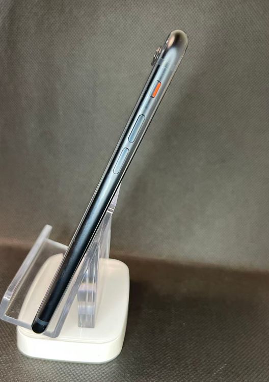 �Хåƥ꡼98��iPhone SE ��3���� �ߥåɥʥ��ȡ�64GB ���¿��ݾ�SIM�ե꡼