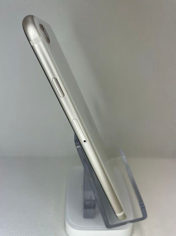 �Хƥå�100��iPhoneSE��3����64GB�������饤��SIM�ե꡼��������ȯ��