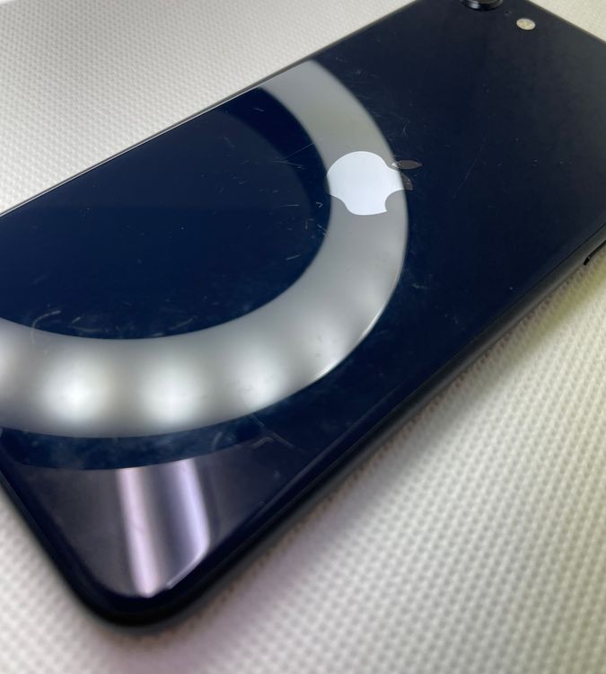 �Хƥå�100��iPhone SE ��3���� �ߥåɥʥ��ȡ�64GB ��SIM�ե꡼