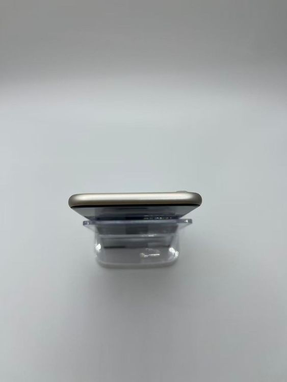 �Хåƥ꡼85����°��3�����å��դ�iPhone SE ��3���� �������饤��128GB �¿��ݾ�