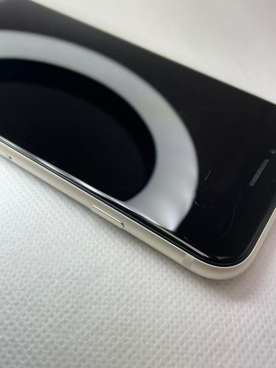 �Хƥå�90��iPhoneSE��3����64GB�������饤��SIM�ե꡼����ȯ��