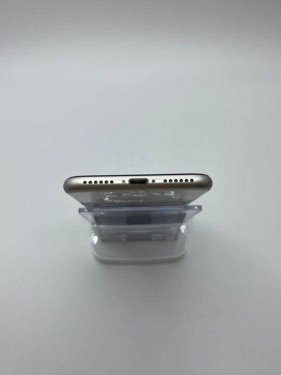 �Хƥå�85�����դ�iPhoneSE��3����64GB�������饤�Ȱ¿��ݾ�����ȯ��