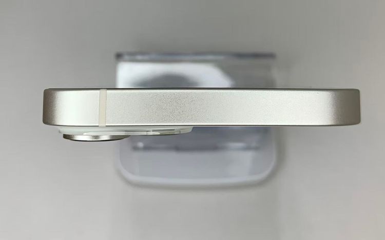 �Хƥå�84��iPhone14-128GB���������饤�ȡ�����SIM�ե꡼