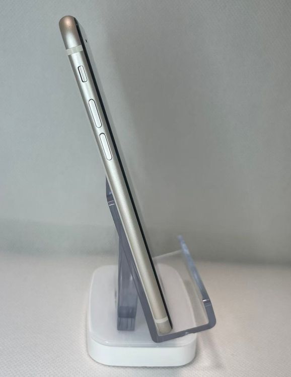 �Хåƥ꡼87��iPhone SE ��3���� �������饤�ȡ�128GB ��SIM�ե꡼