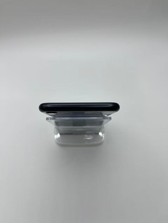 �Хåƥ꡼98����°��3�����å��դ�iPhone SE ��3���� �ߥåɥʥ���64GB �¿��ݾ�