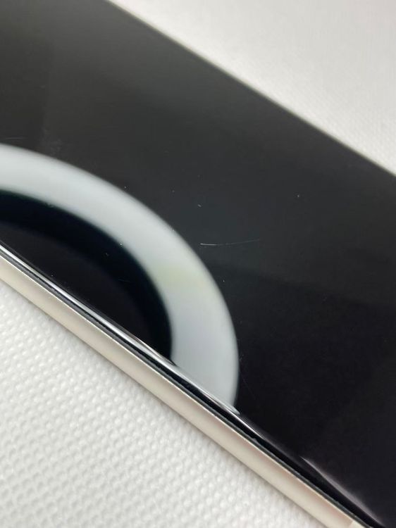 �Хƥå�93��iPhoneSE��3����64GB�������饤��SIM�ե꡼����ȯ��