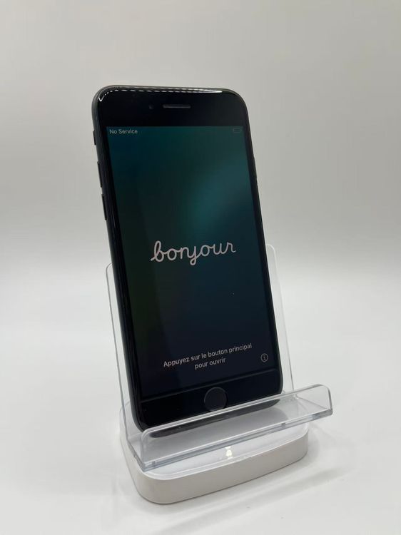 �Хåƥ꡼85����°��3�����å��դ�iPhone SE ��3���� �ߥåɥʥ���128GB �¿��ݾ�