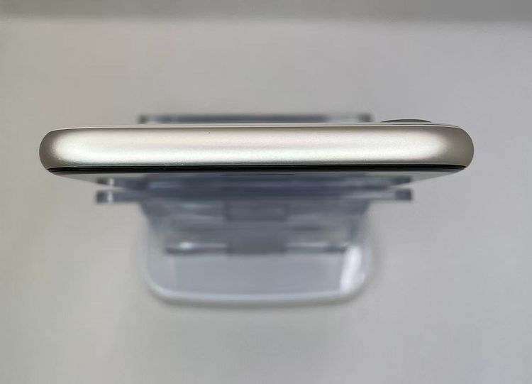 �Хƥå�96��iPhoneSE��3����64GB�������饤��SIM�ե꡼����ȯ��