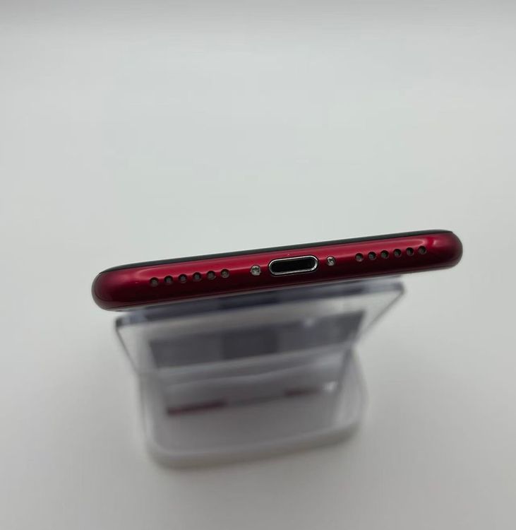 �Хƥå�83����°�ʣ����դ�iPhoneSE��3����64GB��å�SIM�ե꡼Ķ���ʰ¿��ݾ�����ȯ��