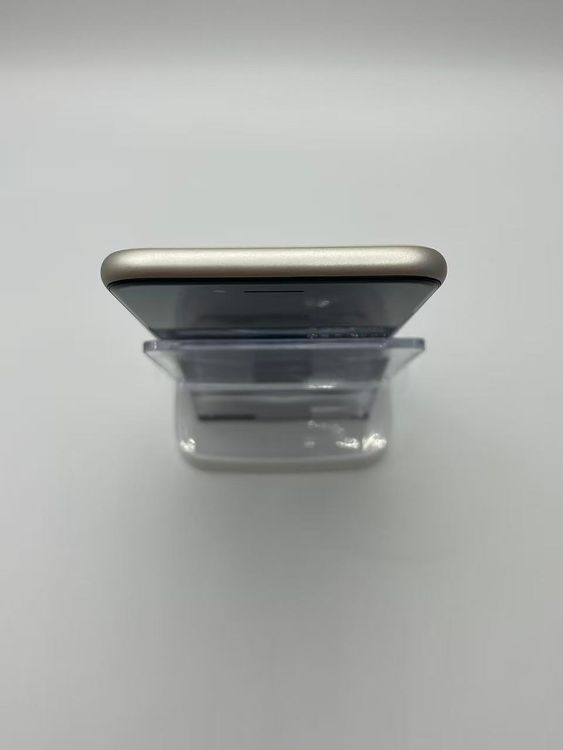 �Хåƥ꡼82����°��3�����å��դ�iPhone SE ��3���� �������饤��64GB �¿��ݾ�
