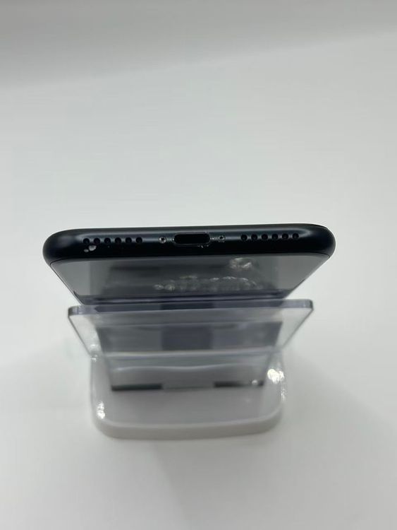 �Хåƥ꡼76����°��3�����å��դ�iPhone SE ��3���� �ߥåɥʥ���128GB �¿��ݾ�