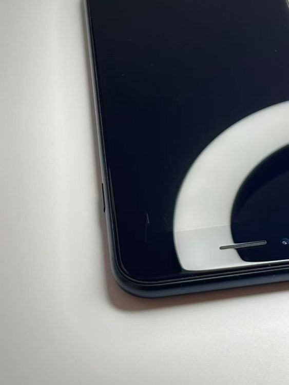 �Хåƥ꡼96����°��3�����å��դ�iPhone SE ��3���� �ߥåɥʥ���64GB �¿��ݾ�