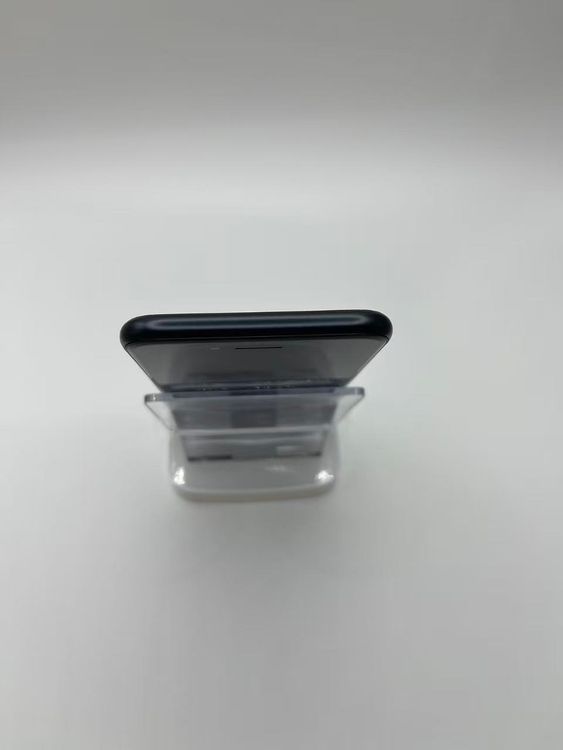 �Хåƥ꡼99����°��3�����å��դ�iPhone SE ��3���� �ߥåɥʥ���64GB �¿��ݾ�