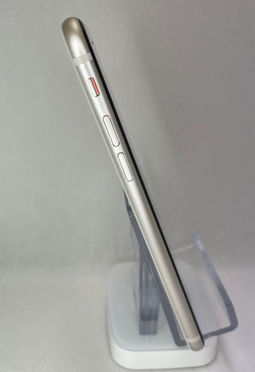 �Хåƥ꡼97��iPhoneSE��3����64GB�������饤��SIM�ե꡼����ȯ��