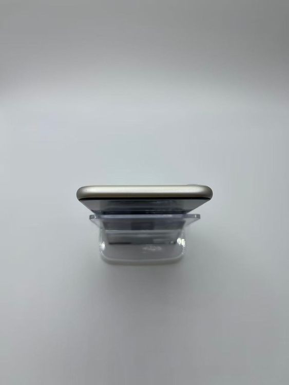 �Хƥå�80�����դ�iPhoneSE��3����64GB�������饤�Ȱ¿��ݾ�����ȯ��
