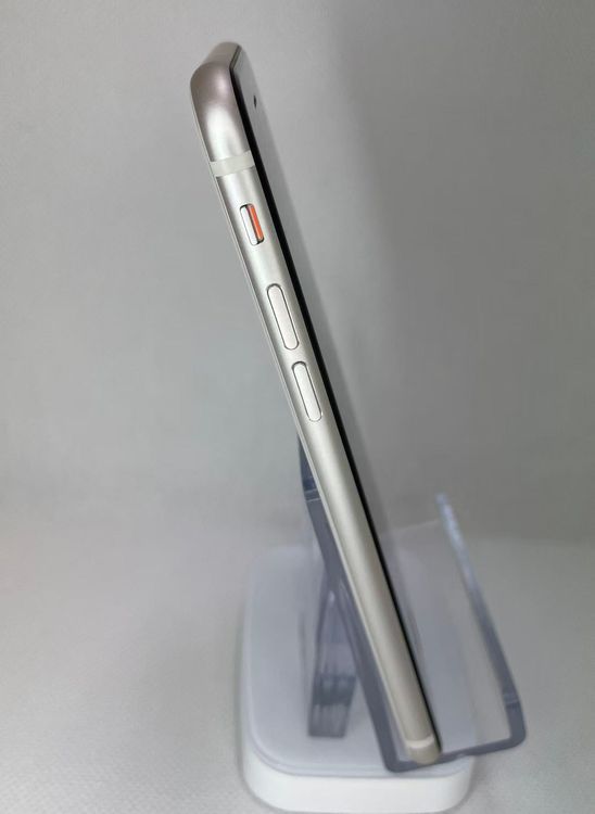 �Хƥå�90��iPhoneSE��3����64GB�������饤��SIM�ե꡼����ȯ��