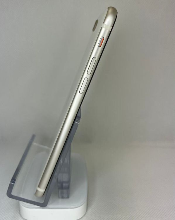 �Хƥå�95��iPhoneSE��3����64GB�������饤��SIM�ե꡼����ȯ��