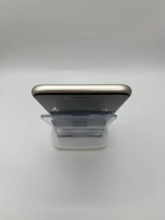 �Хåƥ꡼93��iPhone SE ��3���她�����饤��128GB �¿��ݾ���������ȯ��