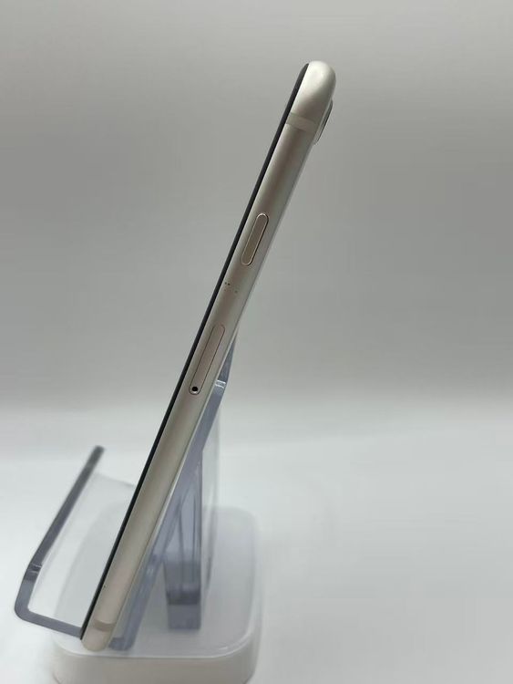 iPhoneSE��3����128GB�������饤��SIM�ե꡼�Хƥå�65�� ��������ȯ��