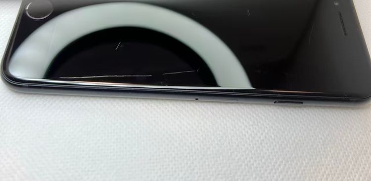 �Хåƥ꡼100��iPhone SE ��3���� �ߥåɥʥ��ȡ�64GB ��SIM�ե꡼�¿��ݾ�