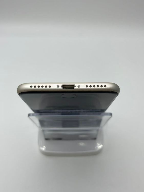 �Хåƥ꡼84����°��3�����å��դ�iPhone SE ��3���� �������饤��64GB �¿��ݾ�