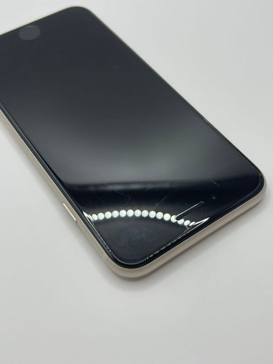 �Хåƥ꡼97��iPhone SE ��3���她�����饤��128GB �¿��ݾ���������ȯ��