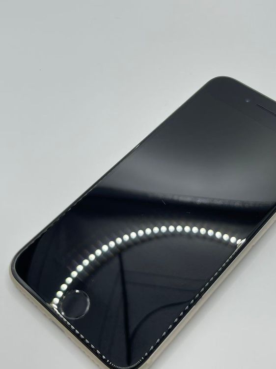 �Хåƥ꡼94��iPhone SE ��3���她�����饤��128GB �¿��ݾ���������ȯ��