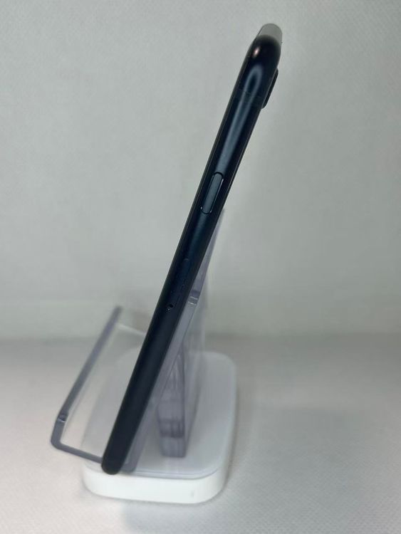 �Хåƥ꡼100��iPhone SE ��3���� �ߥåɥʥ��ȡ�64GB ���¿��ݾ� SIM�ե꡼