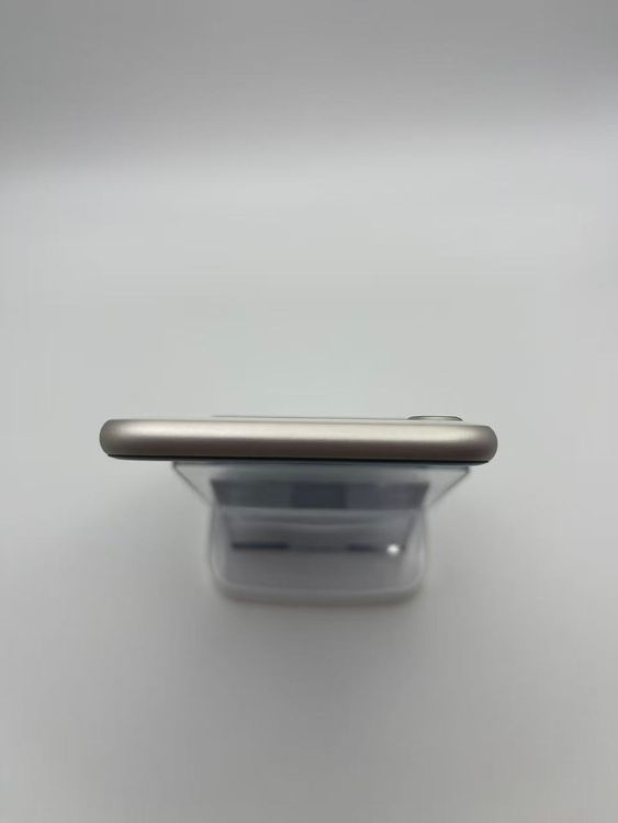 �Хåƥ꡼97����°��3�����å��դ�iPhone SE ��3���� �������饤��64GB �¿��ݾ�