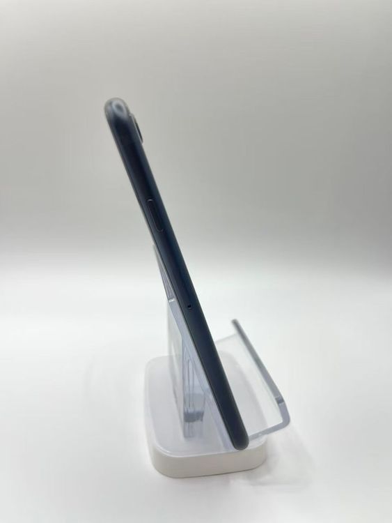 �Хåƥ꡼85����°�ʣ����դ�iPhone SE ��3���� �ߥåɥʥ���64GB �¿��ݾ�