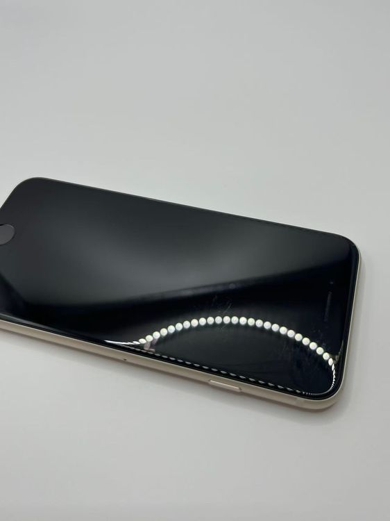 �Хåƥ꡼100��iPhone SE ��3���她�����饤��256GB �¿��ݾ���������ȯ��